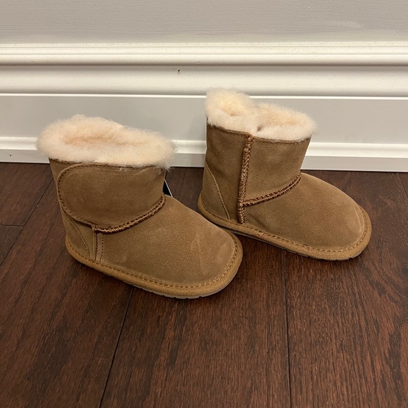 NIB Emu Australia Toddle Boots 12-18 months Chestnut - Picture 1 of 8